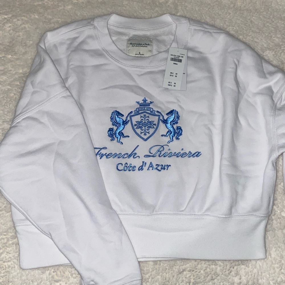 Abercrombie graphic crewneck